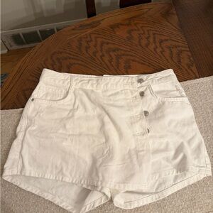 Zara High Waist Cream Shorts with Button Detail